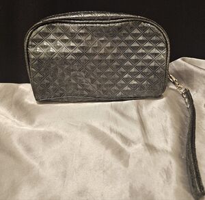 Y2K Gunmetal Patent Women's Wristlet